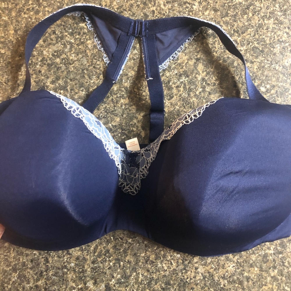 44ddd bra